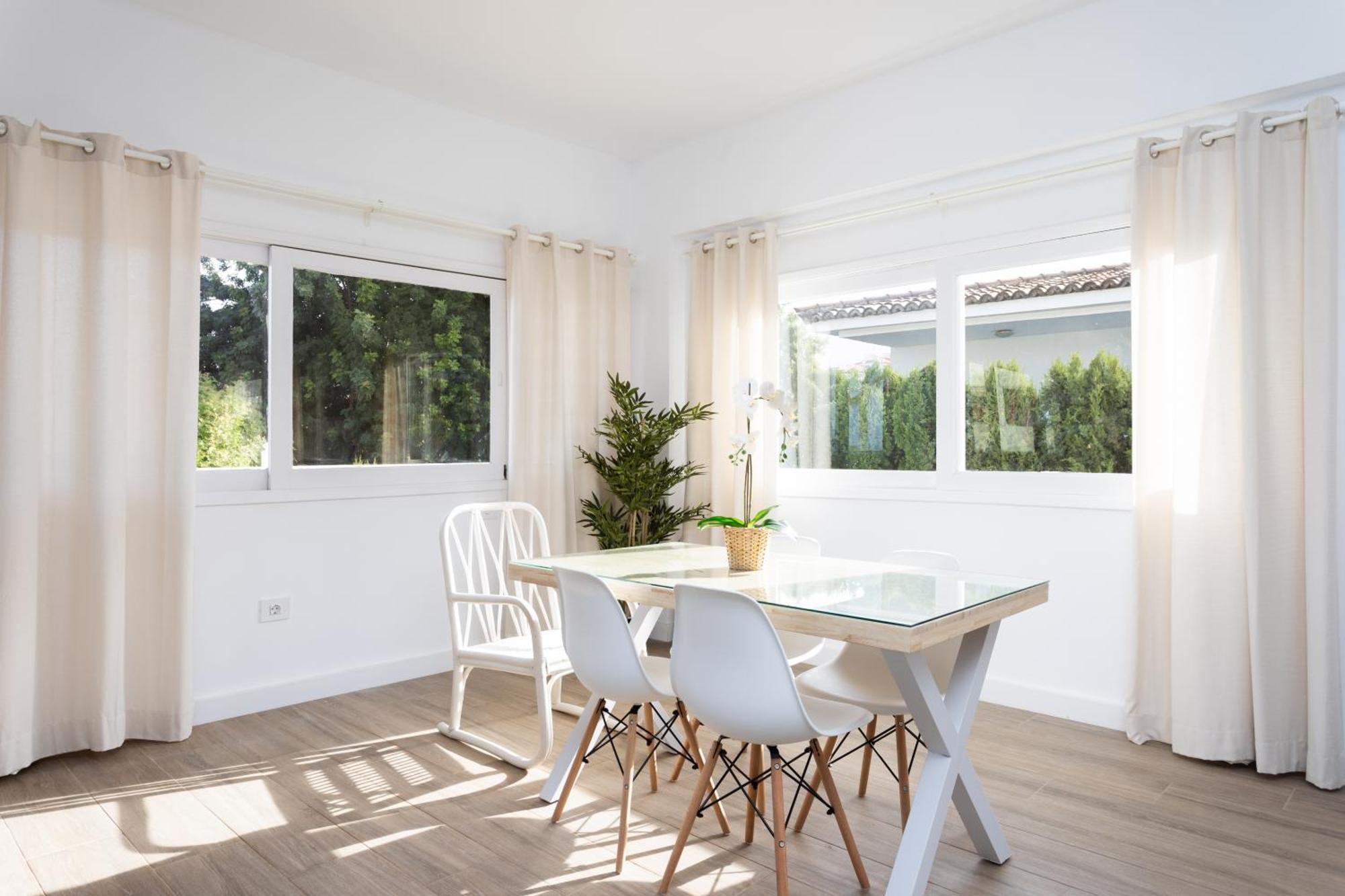 Apartment Home2book Exquisite Apt&terrace,